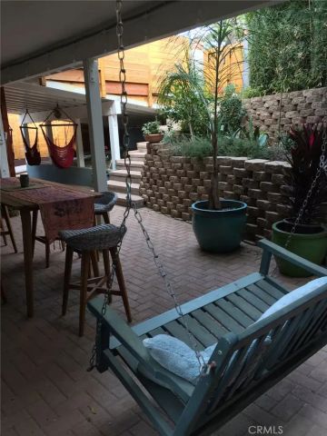 3543 Poppy, Calabasas, CA 91302
