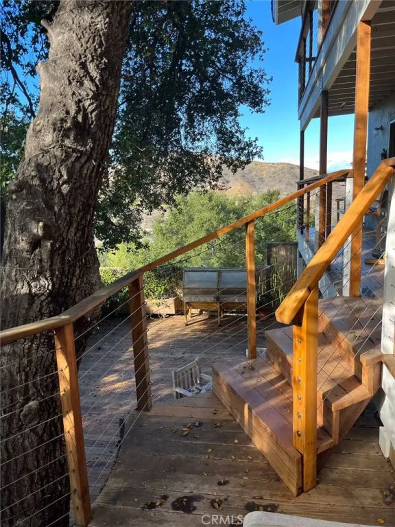3543 Poppy, Calabasas, CA 91302