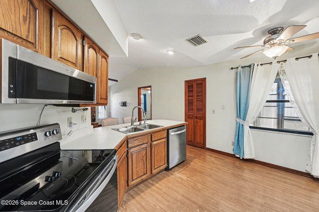 2001 Thistle Drive, Melbourne, FL 32935