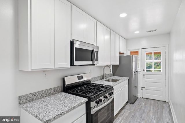 3805 8TH ST, Baltimore, MD 21225