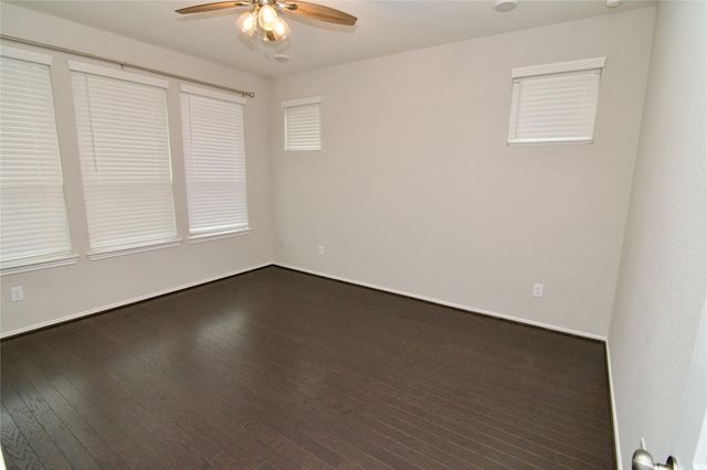 10957 Cannes Memorial Drive, Houston, TX 77043