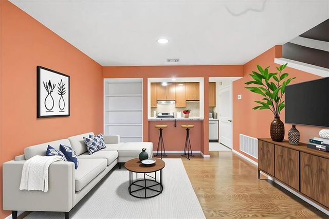 6822 GLENRIDGE Drive D, Atlanta, GA 30328