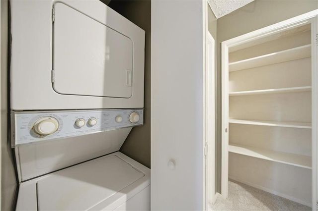 6822 GLENRIDGE Drive D, Atlanta, GA 30328