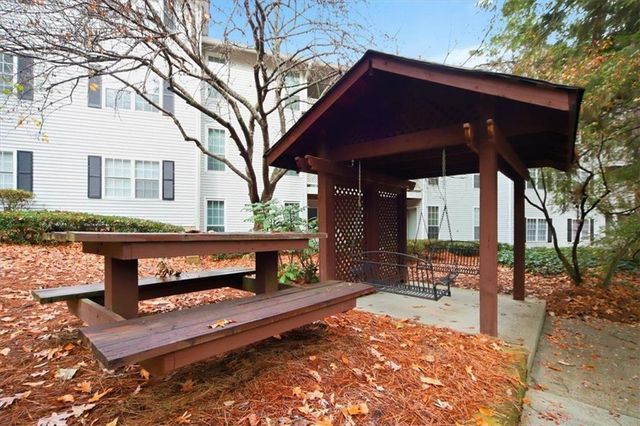 6822 GLENRIDGE Drive D, Atlanta, GA 30328