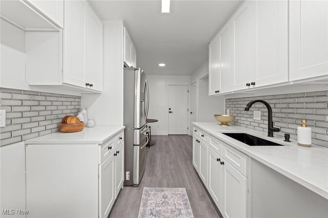 375 Big Bend Circle, Barberton, OH 44203