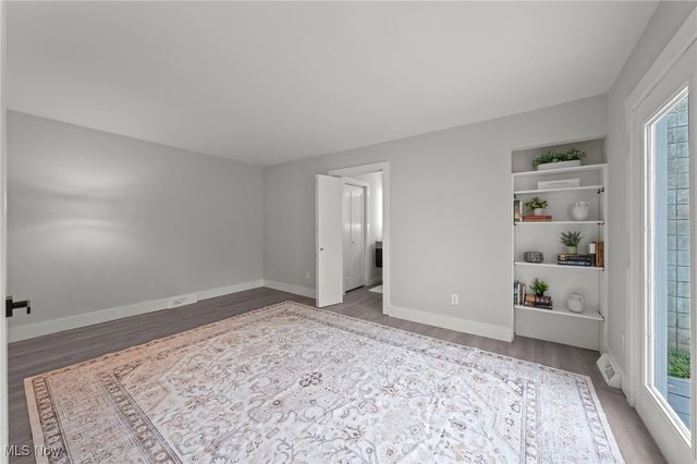 375 Big Bend Circle, Barberton, OH 44203