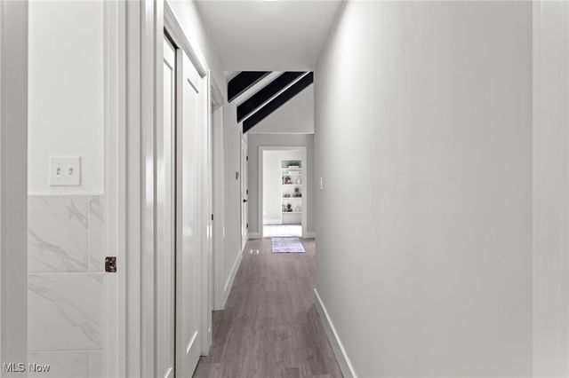 375 Big Bend Circle, Barberton, OH 44203