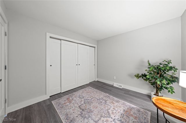 375 Big Bend Circle, Barberton, OH 44203