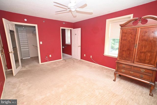 8200 CENTENNIAL STA, Warminster, PA 18974