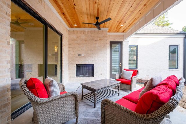 111 Mergeron Court, Little Rock, AR 72212