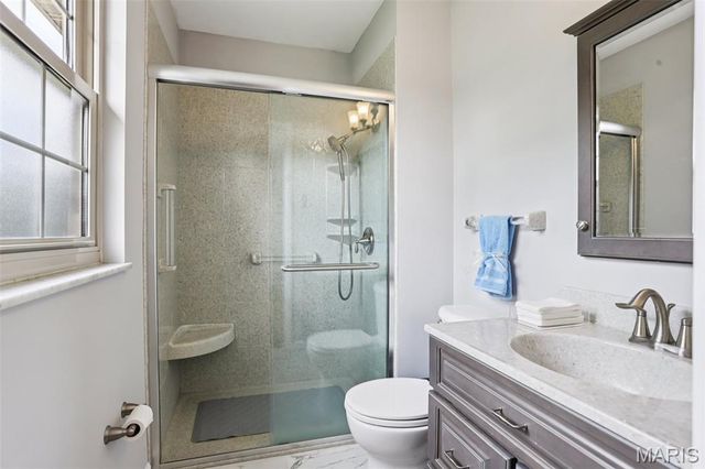 9616 Yorkshire Estates Drive, Crestwood, MO 63126