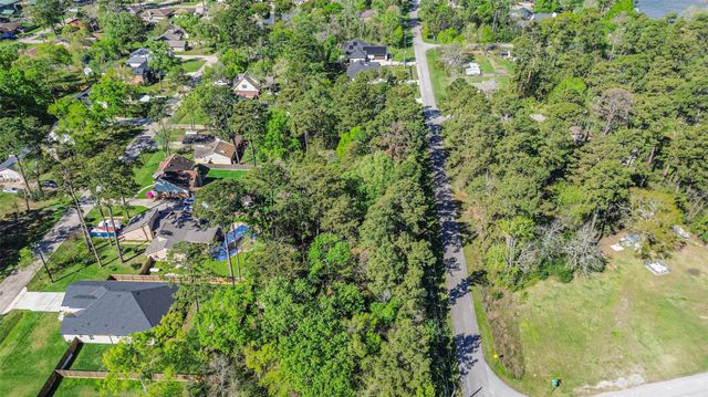 1811 Black Bear Drive, Crosby, TX 77532