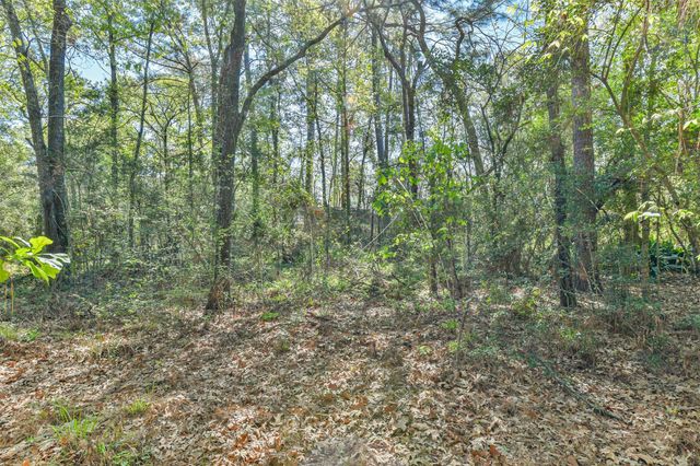 1811 Black Bear Drive, Crosby, TX 77532