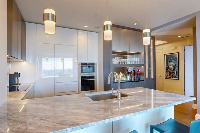 240 Devonshire St U4505, Boston, MA 02110