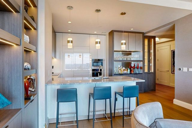 240 Devonshire St U4505, Boston, MA 02110