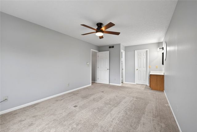 40 Turnberry Court, Springboro, OH 45066