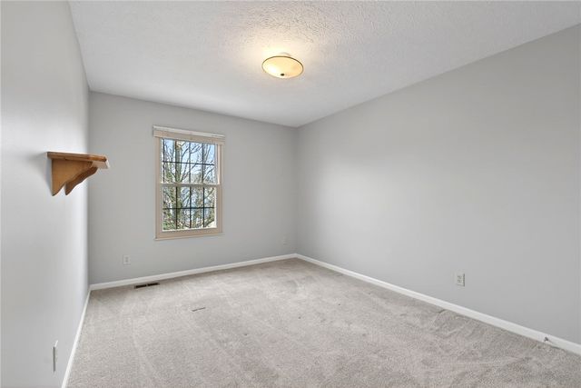 40 Turnberry Court, Springboro, OH 45066