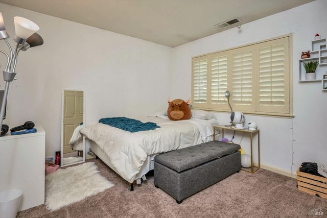 921 Chiles Ave, St. Helena, CA 94574