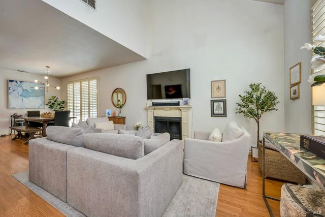 921 Chiles Ave, St. Helena, CA 94574