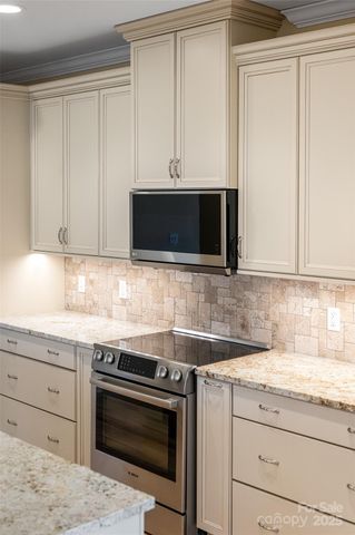 38 Chantilly Drive, Asheville, NC 28804