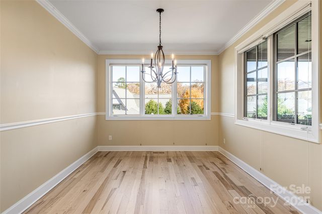 38 Chantilly Drive, Asheville, NC 28804