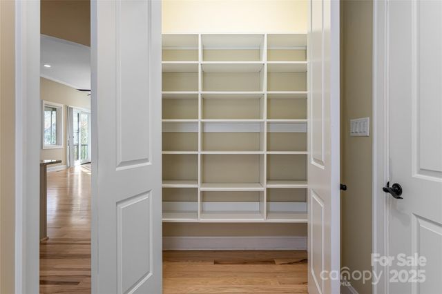 38 Chantilly Drive, Asheville, NC 28804