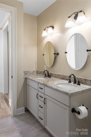 38 Chantilly Drive, Asheville, NC 28804