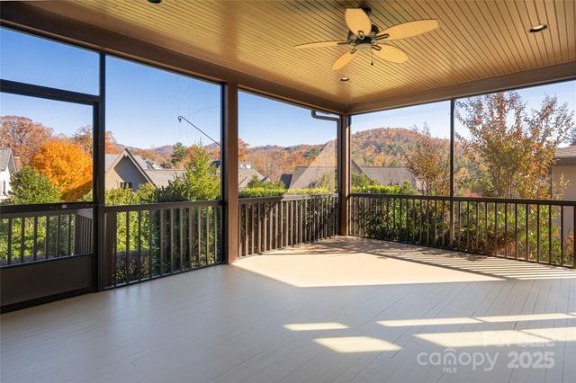 38 Chantilly Drive, Asheville, NC 28804