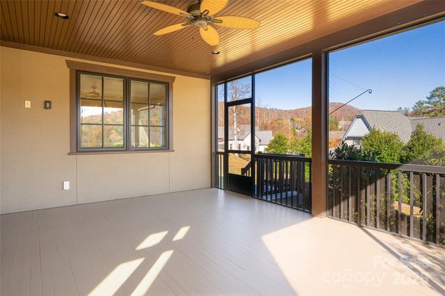 38 Chantilly Drive, Asheville, NC 28804