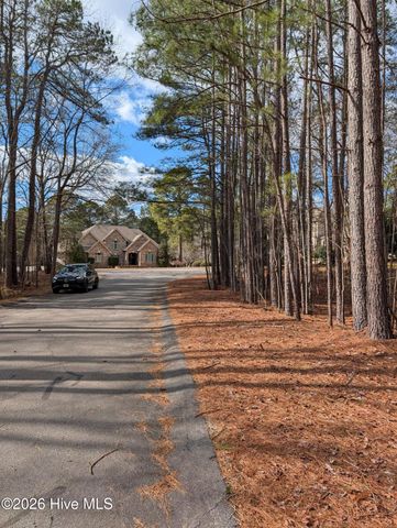 102 Bancroft Court, West End, NC 27376