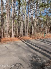 102 Bancroft Court, West End, NC 27376