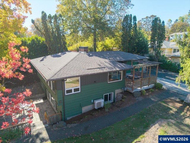 2910 NW Garfield Av, Corvallis, OR 97330