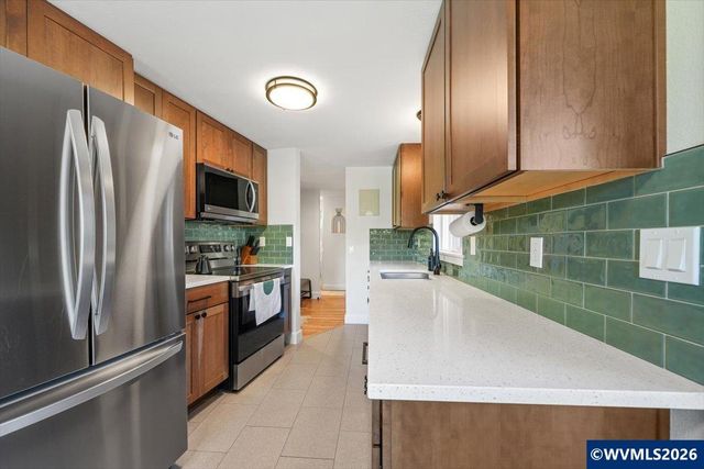2910 NW Garfield Av, Corvallis, OR 97330