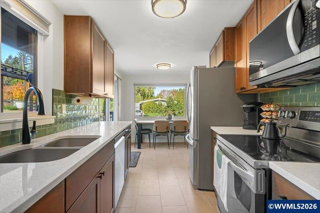 2910 NW Garfield Av, Corvallis, OR 97330