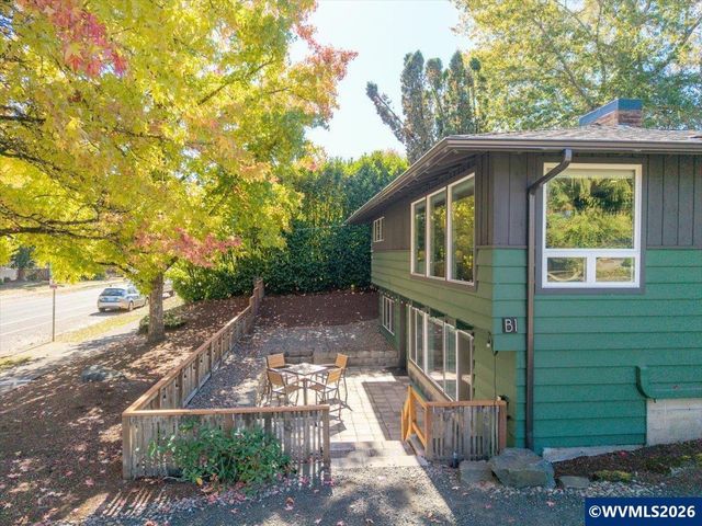 2910 NW Garfield Av, Corvallis, OR 97330