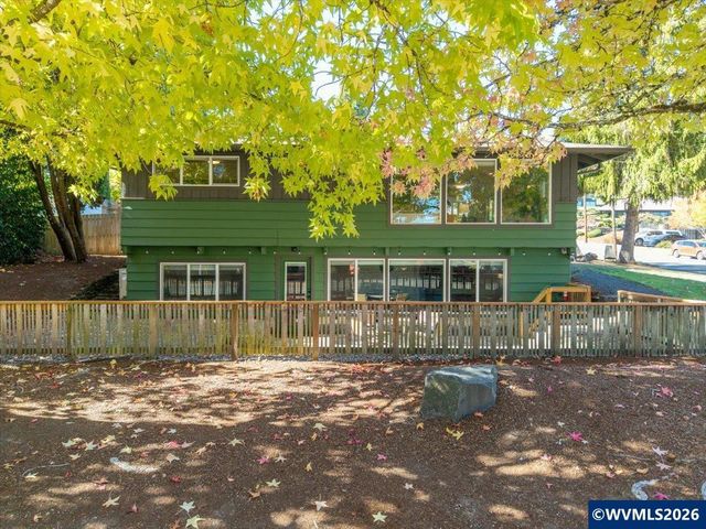 2910 NW Garfield Av, Corvallis, OR 97330