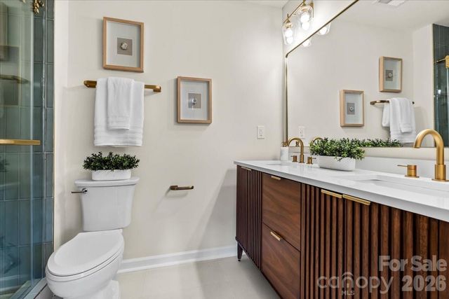 6900 Valley Haven Drive, Charlotte, NC 28211