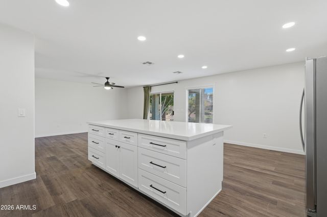 2497 E IVANHOE Court, Gilbert, AZ 85295