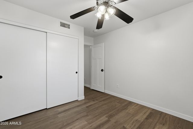 2497 E IVANHOE Court, Gilbert, AZ 85295