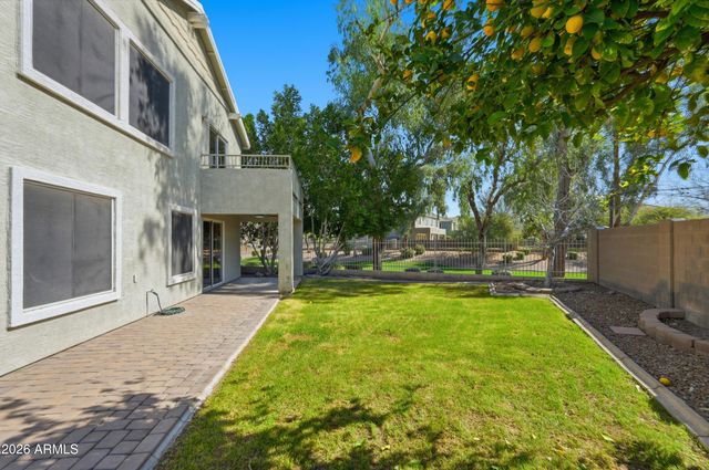 2497 E IVANHOE Court, Gilbert, AZ 85295