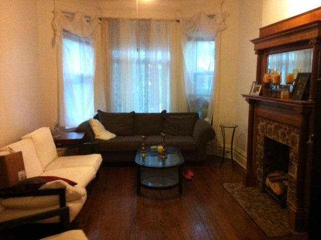 833 W Newport Avenue 2, Chicago, IL 60657