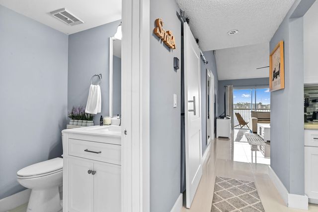 5530 Lakeside Drive 203, Margate, FL 33063