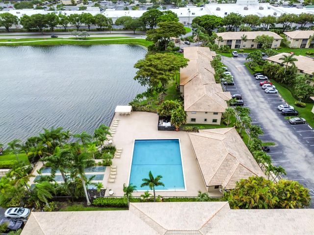 5530 Lakeside Drive 203, Margate, FL 33063