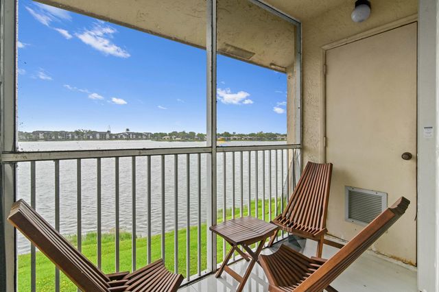 5530 Lakeside Drive 203, Margate, FL 33063