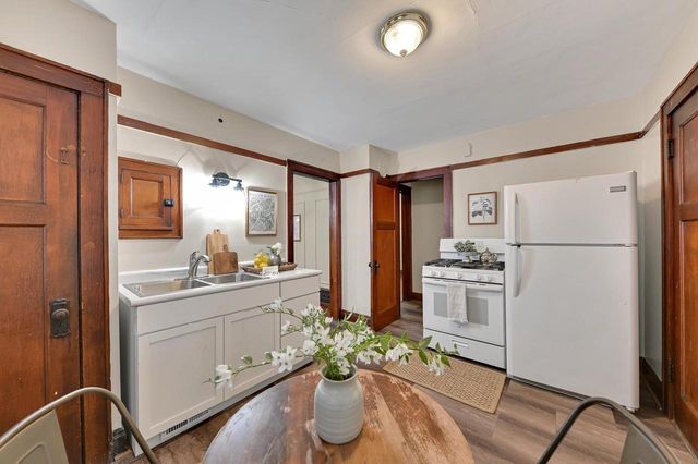2866 N 52nd STREET #2868, Milwaukee, WI 53210