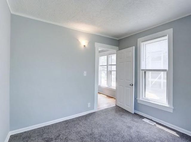 1511 W Walnut Street, Independence, MO 64050