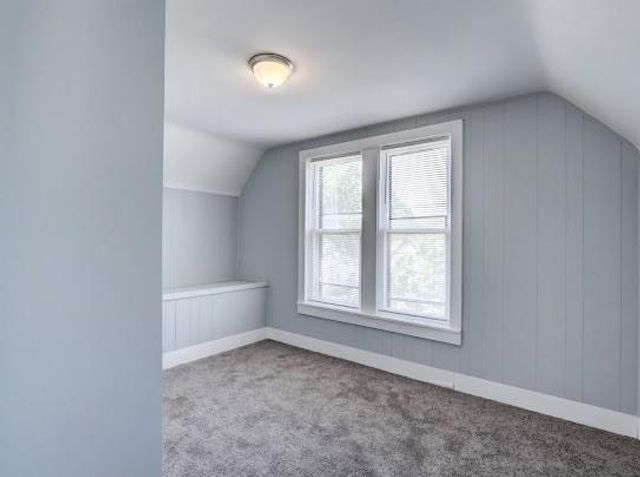 1511 W Walnut Street, Independence, MO 64050