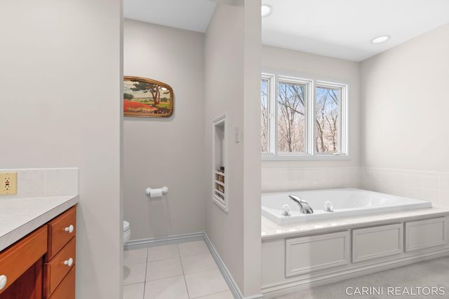 7887 Burrstone Court Se, Caledonia Twp, MI 49316