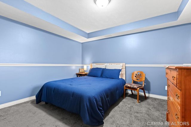 7887 Burrstone Court Se, Caledonia Twp, MI 49316