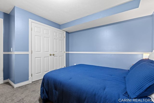 7887 Burrstone Court Se, Caledonia Twp, MI 49316